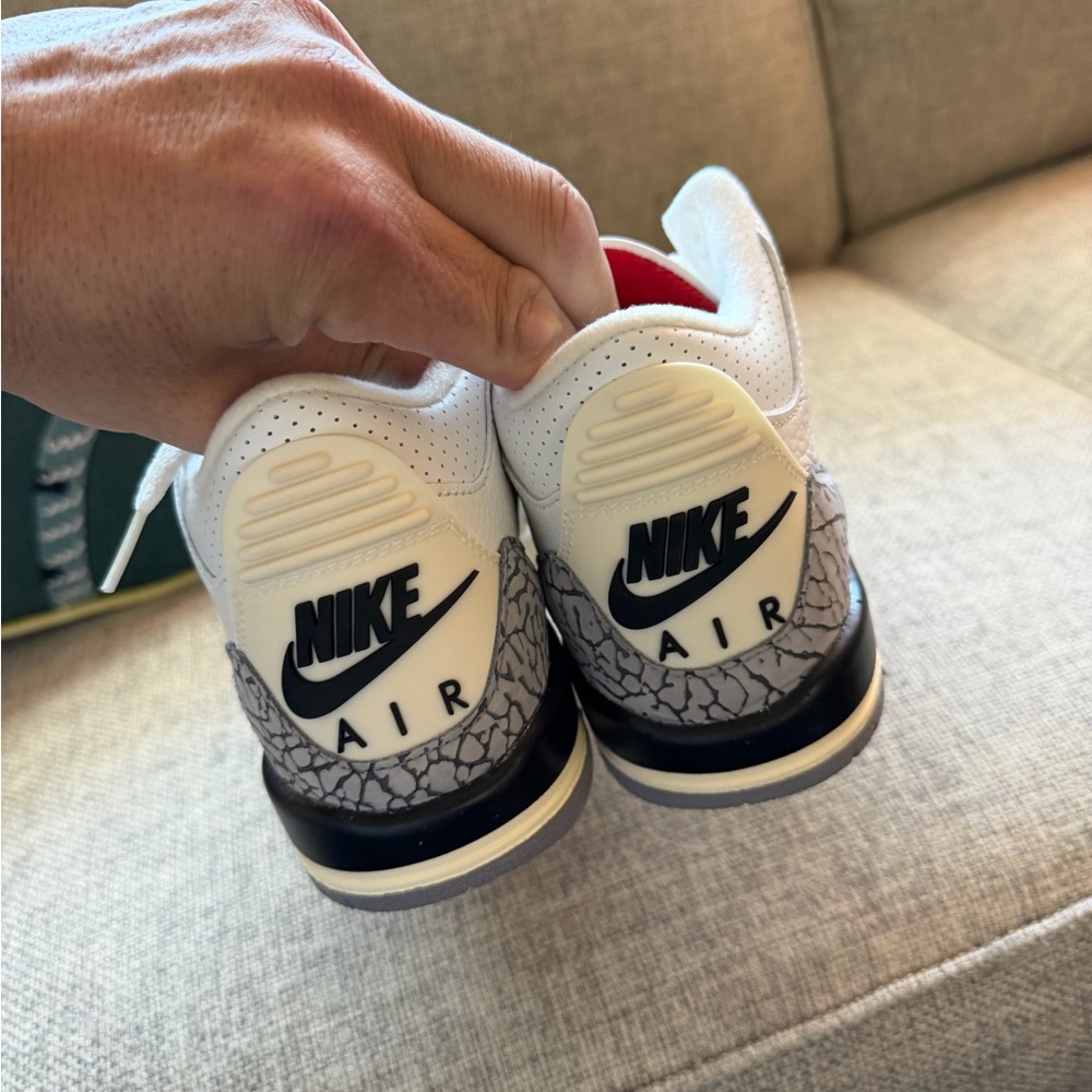 Jordan 3 white cement reimagined size 4.5 youth 6 women’s new no box - Picture 5 of 6